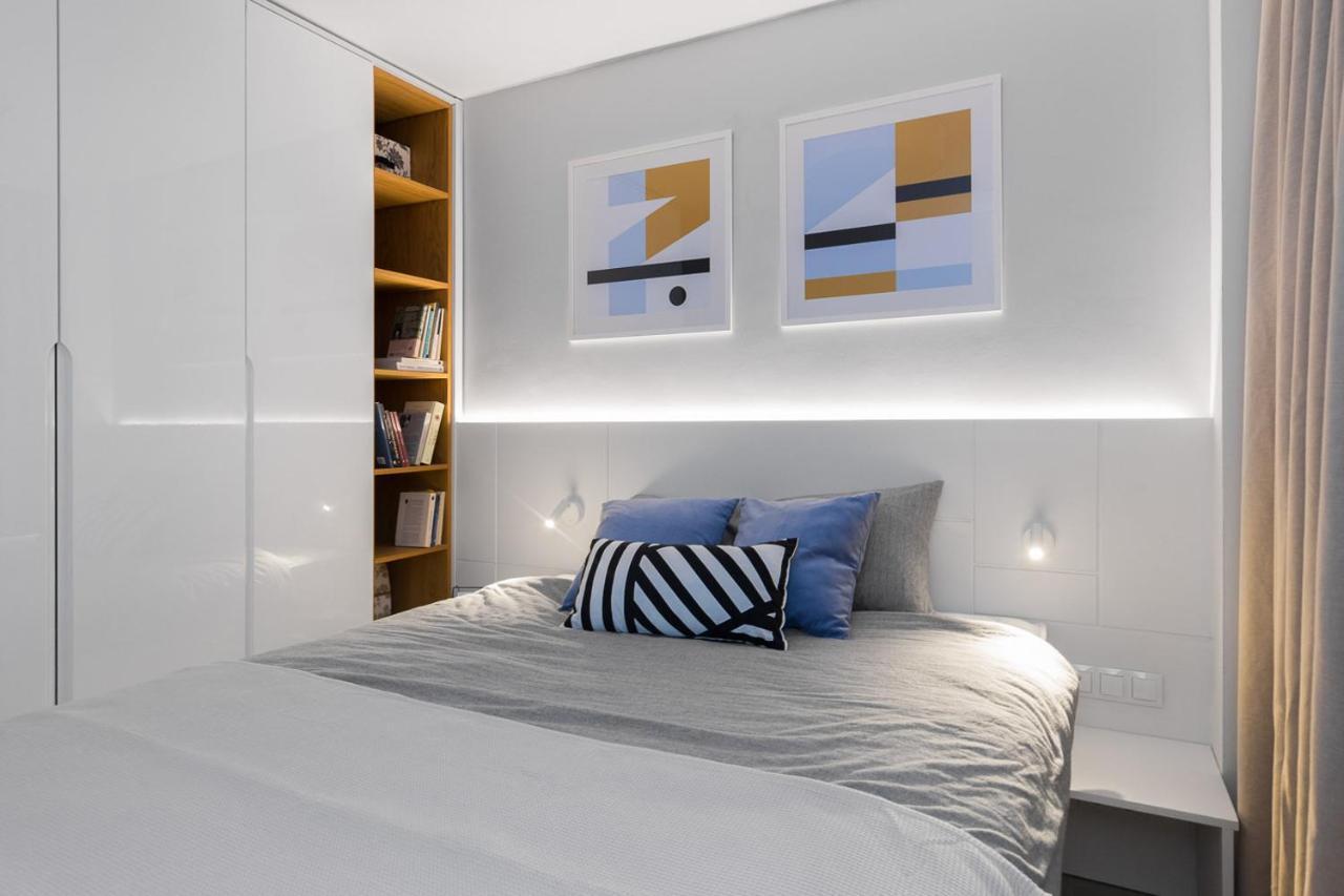 Bielany 3 Min From Metro With 5-meals Per Day Diet Catering, Air Conditioning And Free Parking *