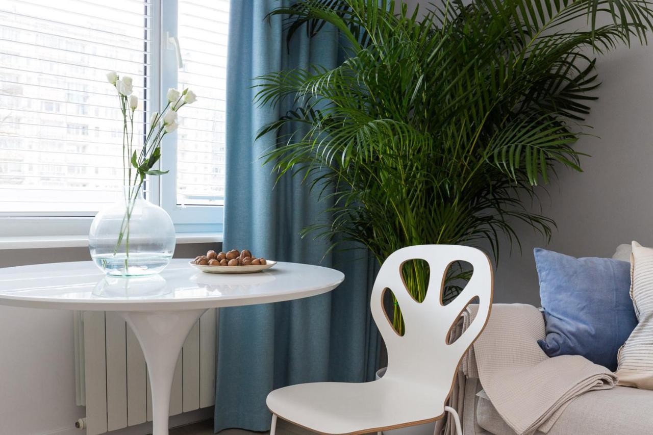 Bielany 3 Min From Metro With 5-meals Per Day Diet Catering, Air Conditioning And Free Parking Warschau